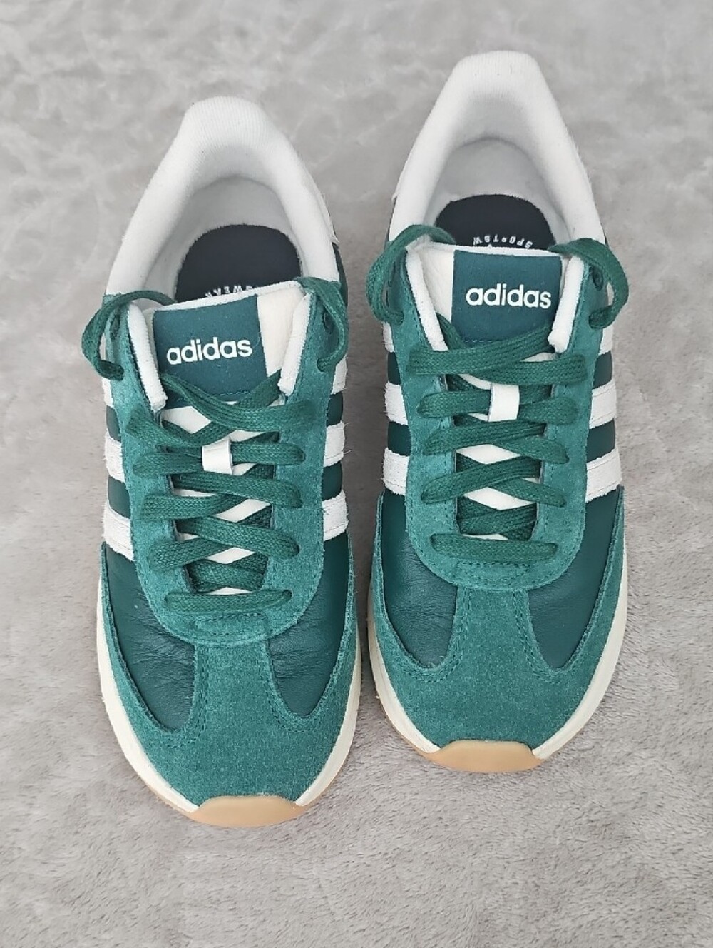 Adidas Women’s Green Suede & Leather Sneakers with White Stripes - Picture 2 of 7